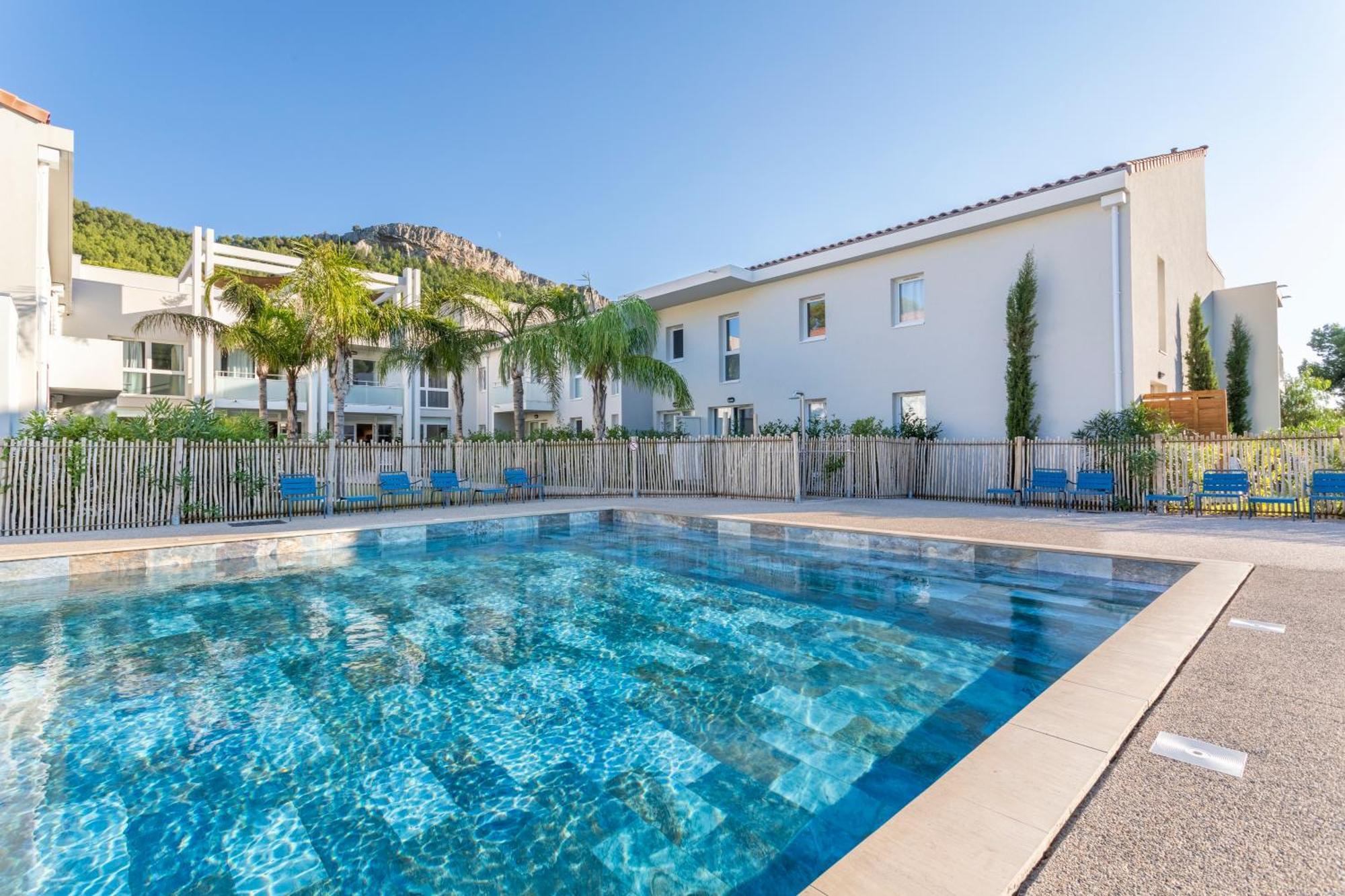 Residence Pierre Et Vacances Cap Cassis Calanques Рокфор-ла-Бедуль Экстерьер фото