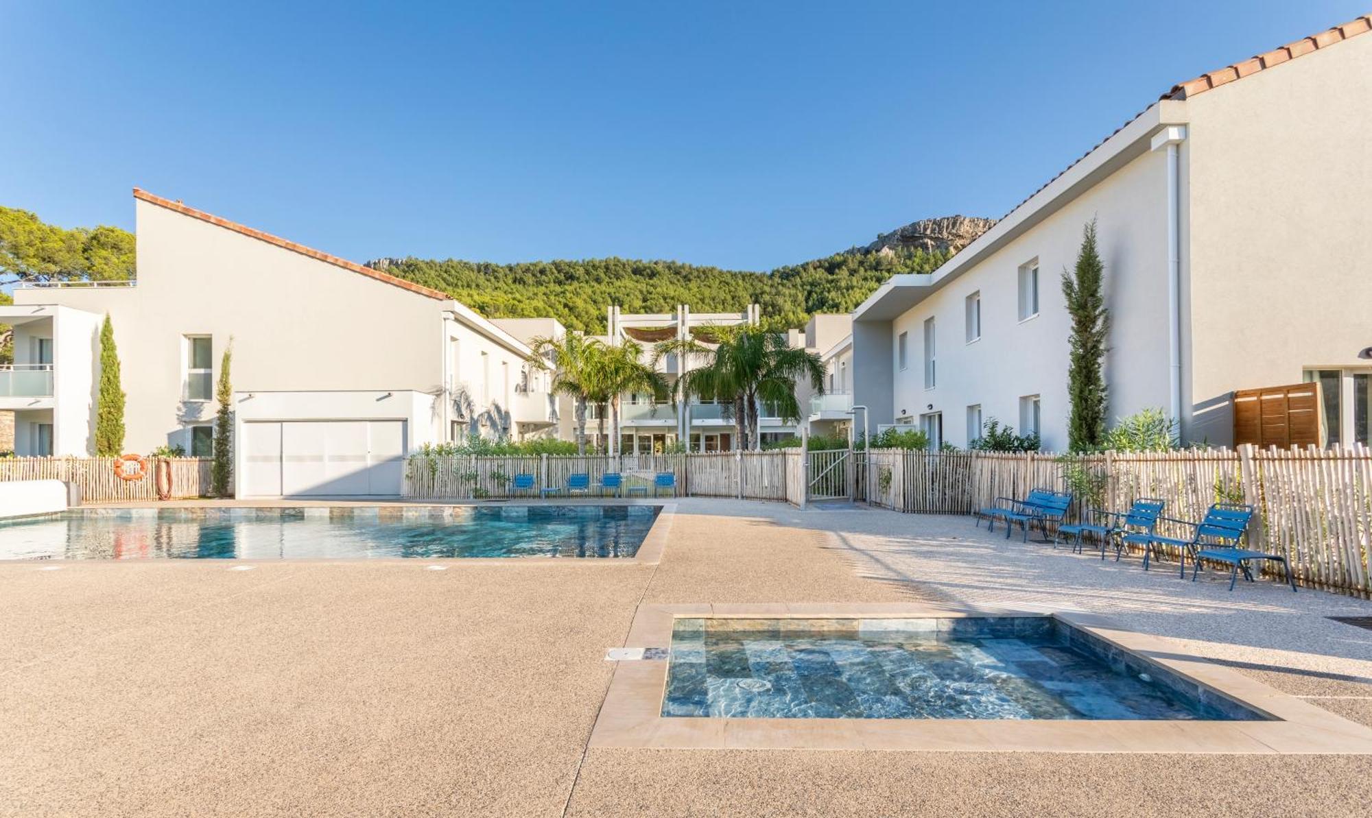 Residence Pierre Et Vacances Cap Cassis Calanques Рокфор-ла-Бедуль Экстерьер фото