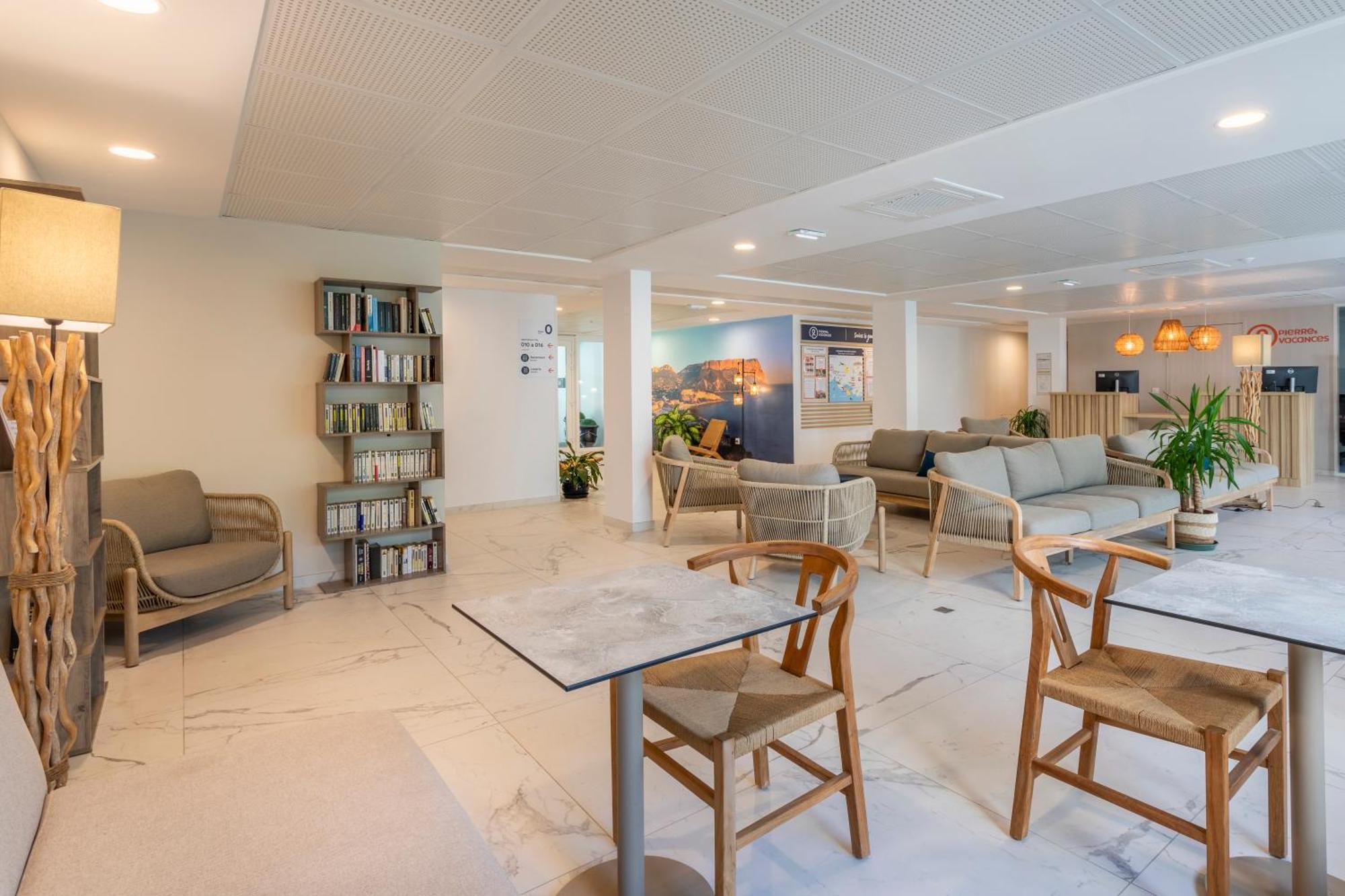 Residence Pierre Et Vacances Cap Cassis Calanques Рокфор-ла-Бедуль Экстерьер фото